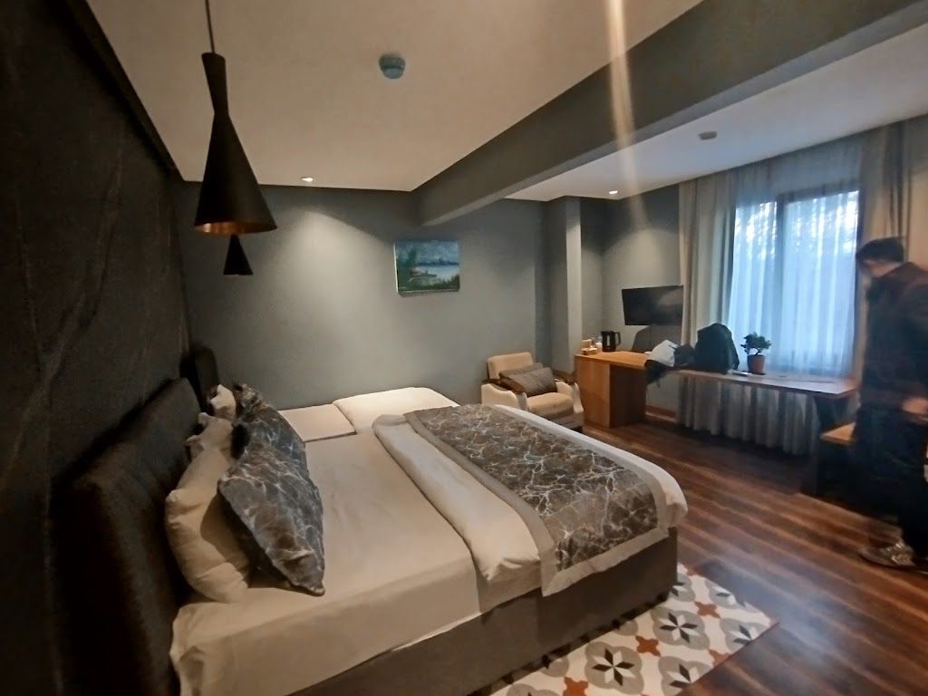 Adess Otel Restaurant