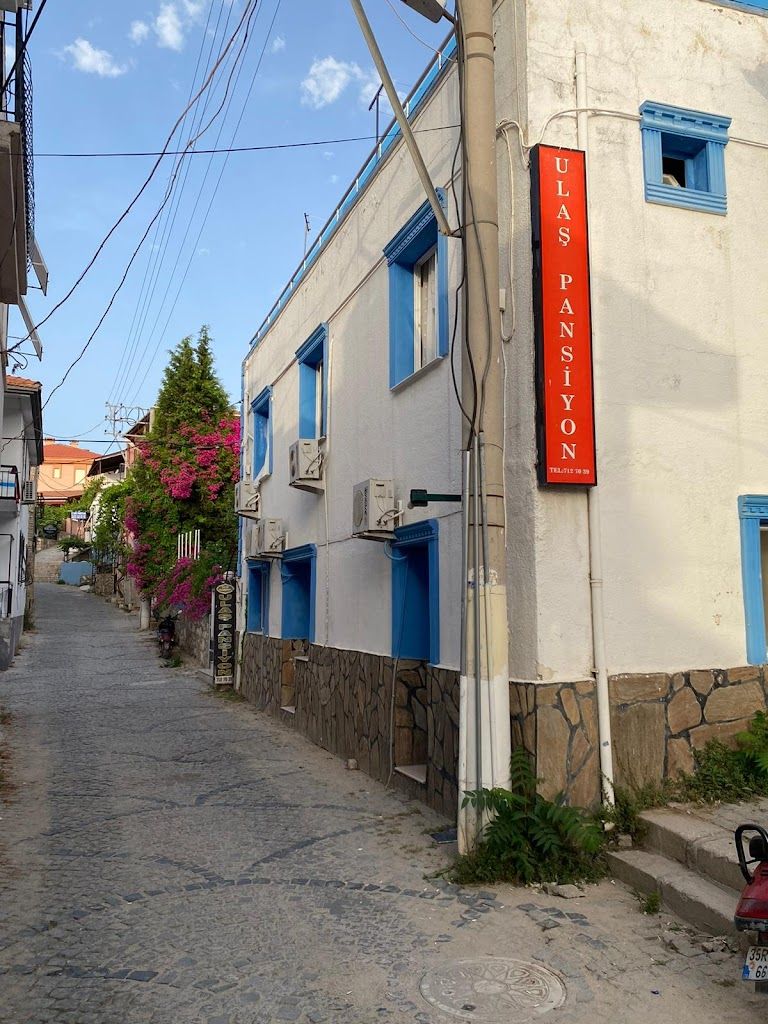 Ulaş Pansiyon