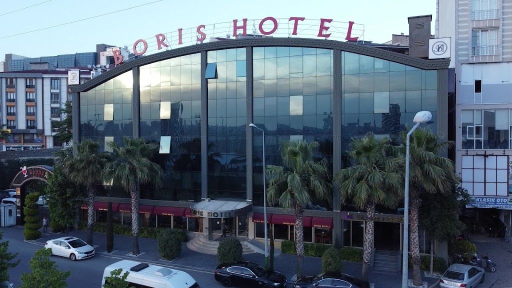 Boris Hotel