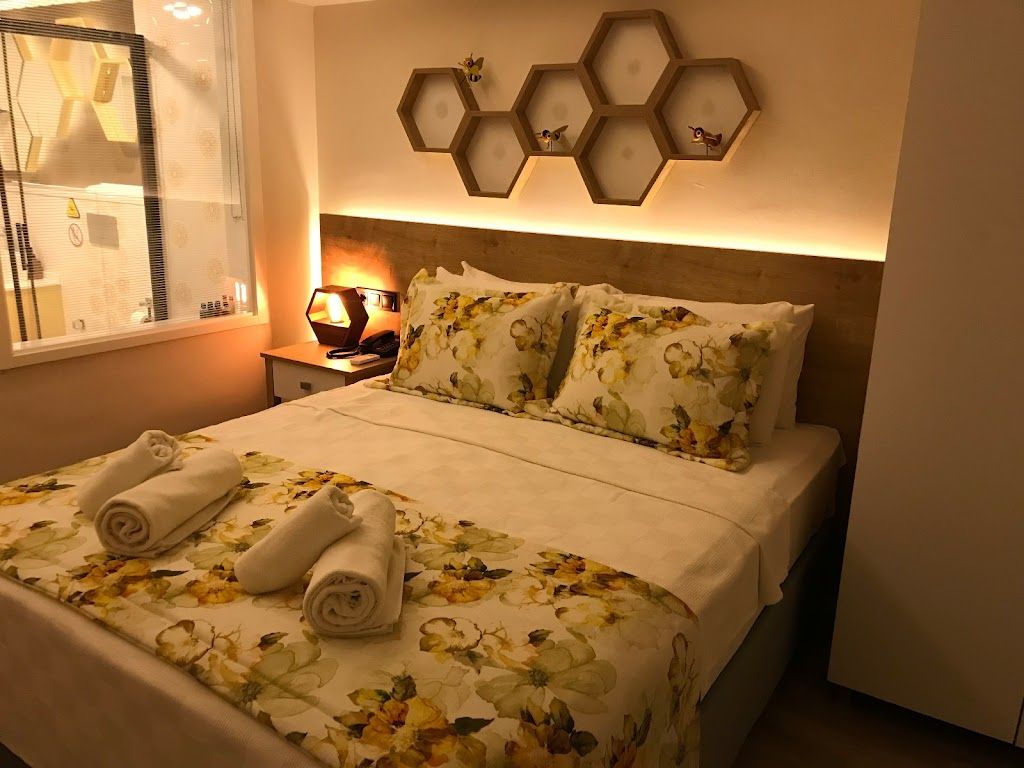 Ece Marina Suites