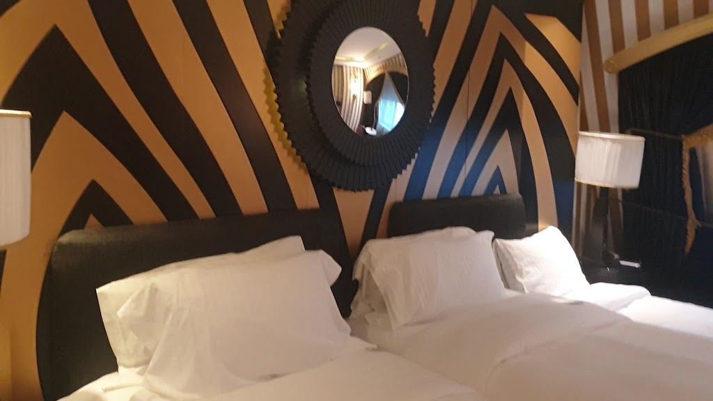 Wyndham Grand İstanbul Kalamış Marina Otel