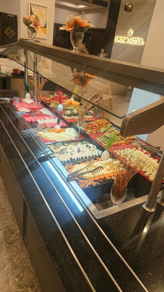 İsnova Airport Hotel (4 yıldız) Antalya Havalimanı ve Anfaş Expo Center Yakınında