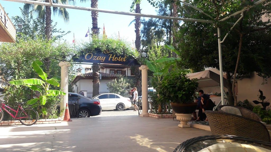 Özay Otel