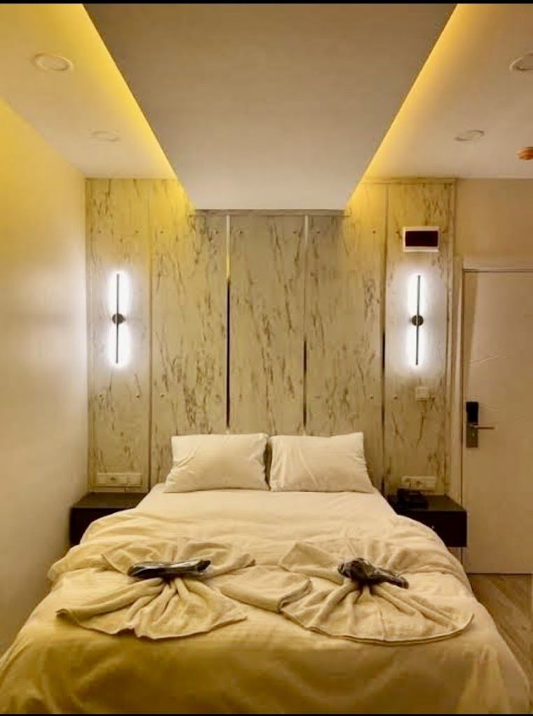 The City Palace Suite Hotel