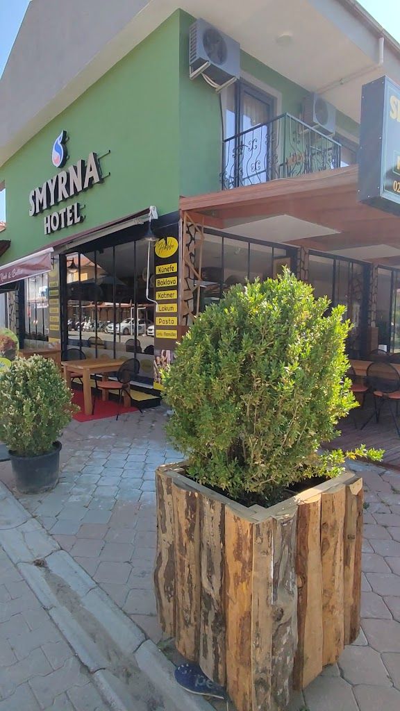 Smyrna Hotel